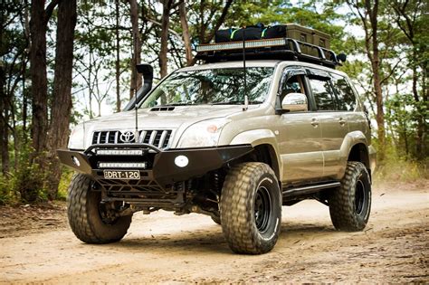 Land Cruiser 120 modificato per off-road