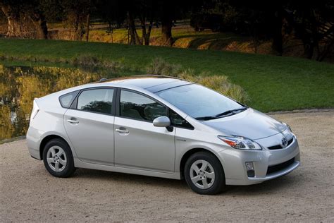 Toyota Prius 2010 vista frontale