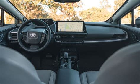 Interni Toyota Prius 2010 con head-up display