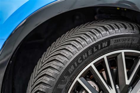 Pneumatici all-season per SUV