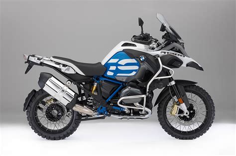 Vista laterale della BMW R 1200 S