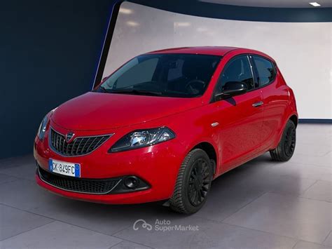 Lancia Ypsilon con cambio robotizzato D.F.N.