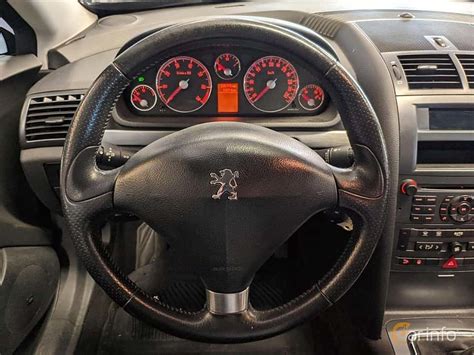 Interni Peugeot 407 Coupé