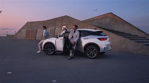 Lexus LBX esterni in diverse colorazioni