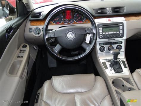 Dashboard Volkswagen Passat Variant 2007