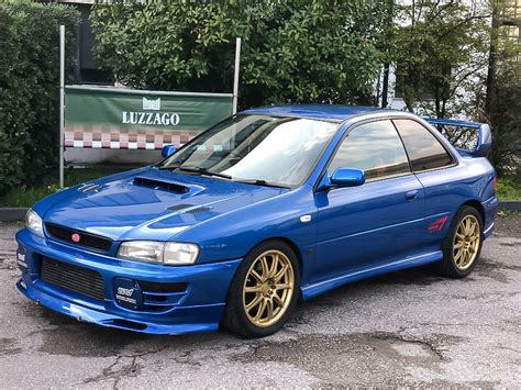 Interni della Subaru Impreza WRX STI Type R