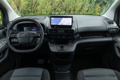 Toyota Verso vista anteriore