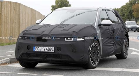 Immagine spia del prototipo Hyundai HE1 (IONIQ 1)