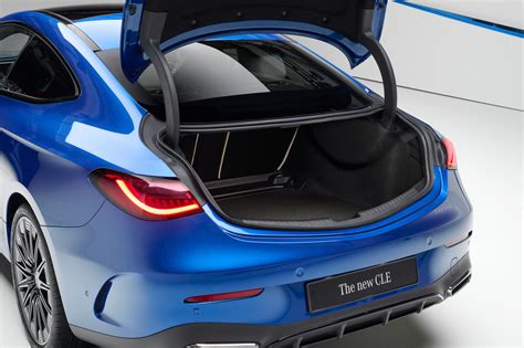 vista posteriore bagagliaio Mercedes Classe C Coupé