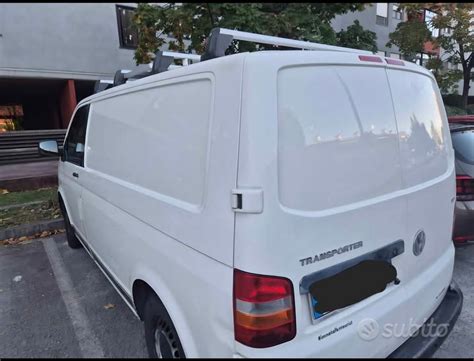 Interni di un VW T5 camperizzato