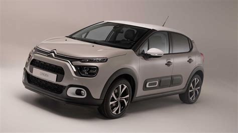 Citroën C3 in primo piano con indicazione delle rate mensili