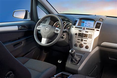 Interni Opel Zafira B