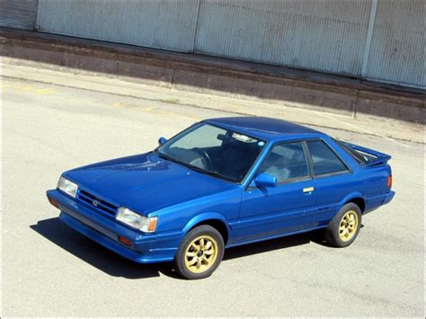 Subaru Leone