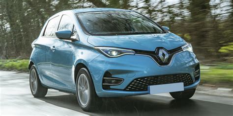 Renault Zoe E-Tech Electric in un contesto urbano