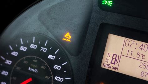Indicatore livello liquido AdBlue su un cruscotto