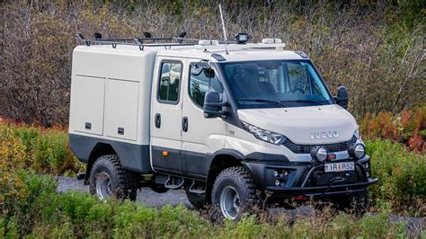 Iveco Daily 4x4 in azione su terreno impervio