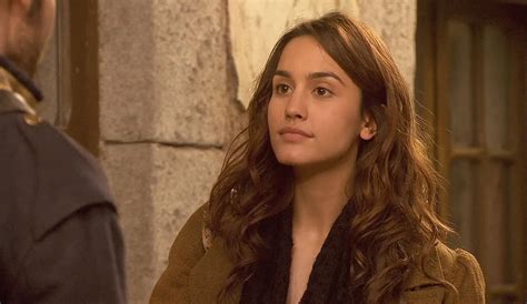 Pepa Balmes e Tristan Castro in un momento romantico