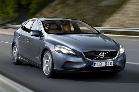 Volvo V40 con guarnizioni cromate