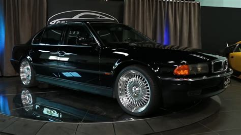 BMW Serie 7 di Tupac Shakur in mostra