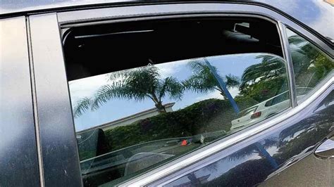 Flusso d'aria all'interno di un'auto con finestrini aperti