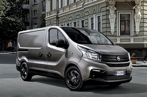 Veicoli commerciali Fiat Professional in un parco auto