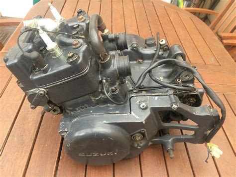 Particolare del motore Suzuki RGV 250