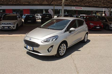 Ford Fiesta 1.4 GPL vista laterale