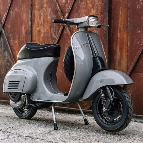 Vespa 50 Special elaborata con frizione Malossi