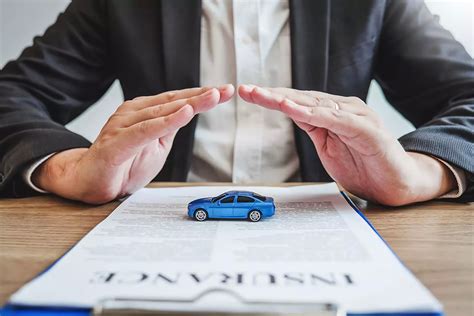 Simboli di finanziamento e assicurazione auto