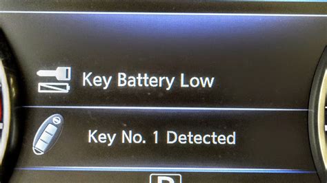 Car key battery low icon