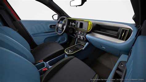 Interni Fiat Grande Panda Pop con supporto smartphone