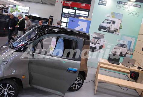 Rendering di un'auto elettrica presentata all'IAA Mobility