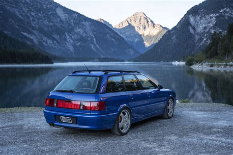Audi RS2 by Porsche