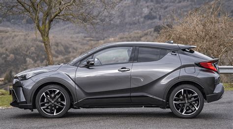 Toyota C-HR design esterno