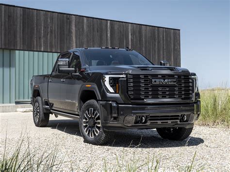 GMC Sierra Denali frontale