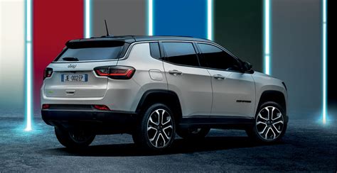 Spazio interno e abitabilità della Jeep Compass