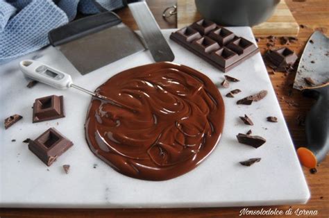 decorazioni di cioccolato elaborate