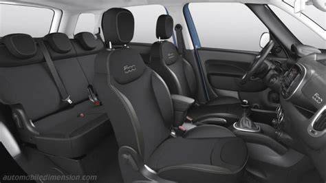 Interni modulari della Fiat 500L, con i sedili della seconda fila ripiegati