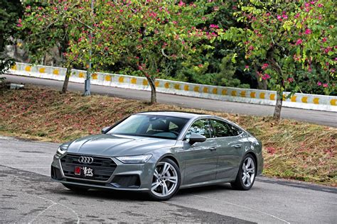 Audi A7 Sportback su strada