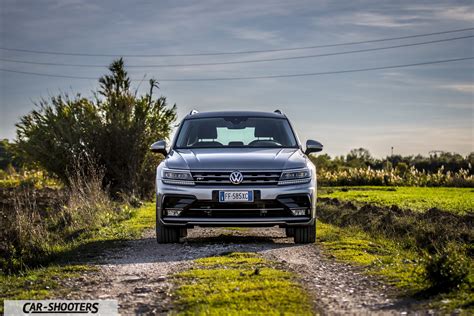 Volkswagen Tiguan in strada