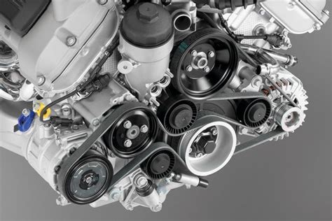 Diagramma di un motore BMW N47 con enfasi sulla catena di distribuzione