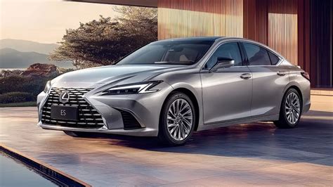 Lexus gamma ibrida