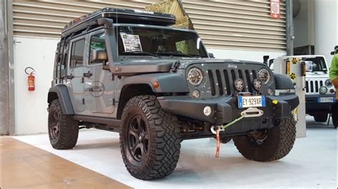 Jeep Wrangler modificata in fuoristrada estremo