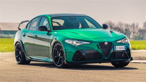 Alfa Romeo Giulia Veloce in azione