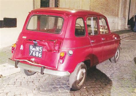 Renault 4 rossa di Aldo Moro