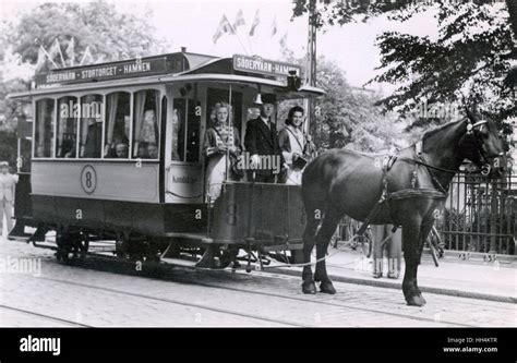 Un tram storico trainato da cavalli