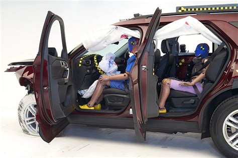 SUV in crash test