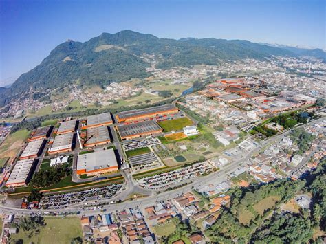 Vista aerea dello stabilimento produttivo GMP Group