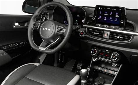 Interni di una Kia Cee'd ben mantenuti