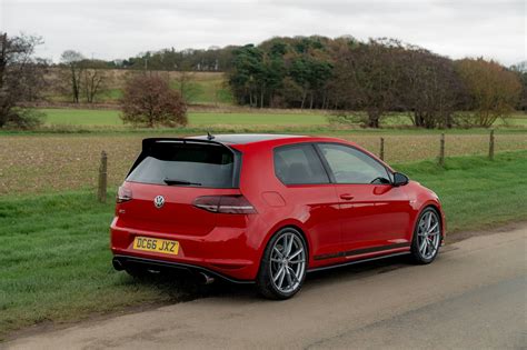 Golf GTI MK7 Clubsport in azione su pista